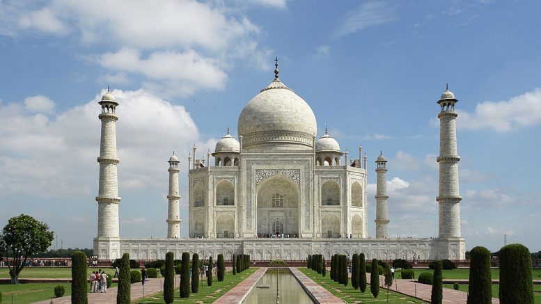 Exploring Taj Mahal - A Comprehensive Travel Guide