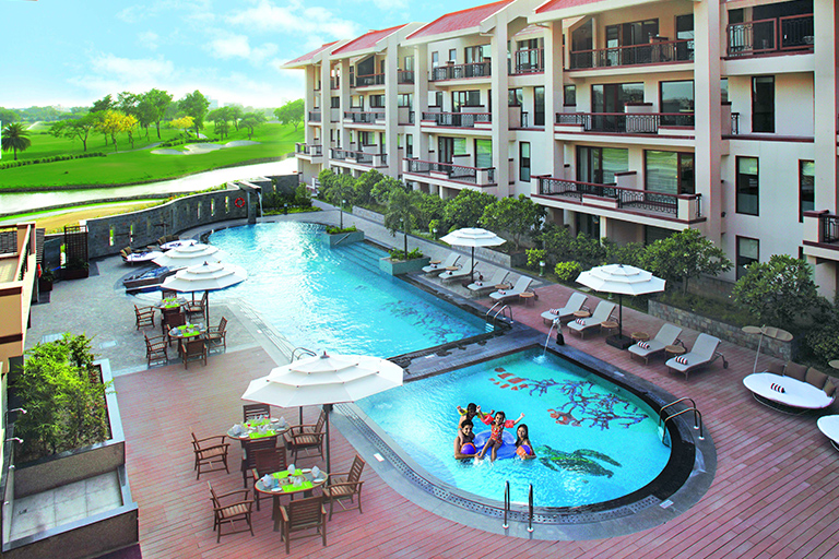 Enjoy The Sweet Essence Of A Spectacular Weekend Resort In Noida