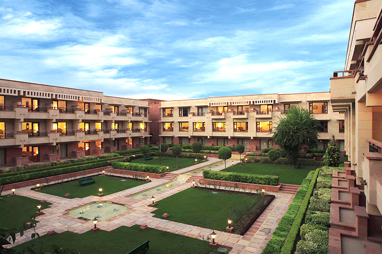 Things to Do on a Week-Long Vacation in Agra: Jaypee Palace Agra