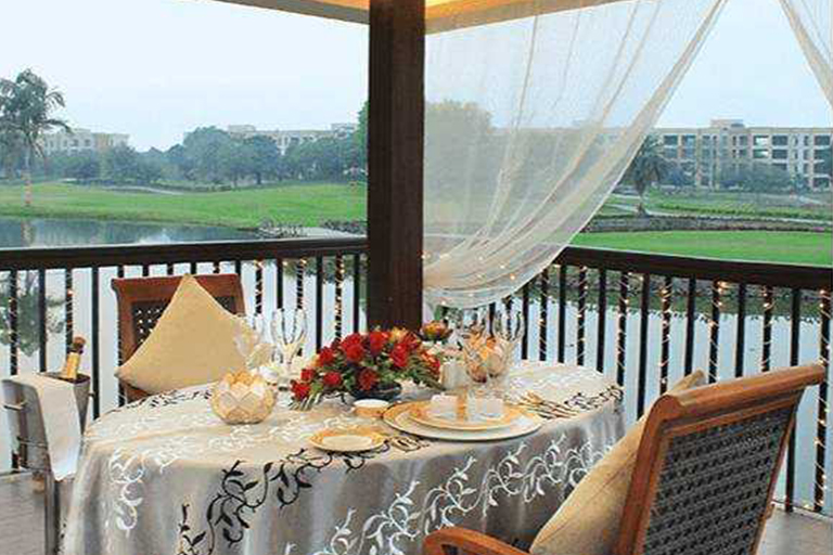 Celebrate Valentine’s Day with ‘Unique Experiences’ at Jaypee Greens Golf and Spa Resort