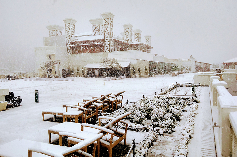 This Winter Experience the Spectacular Snowfall in Mussoorie – The Queen of Hills