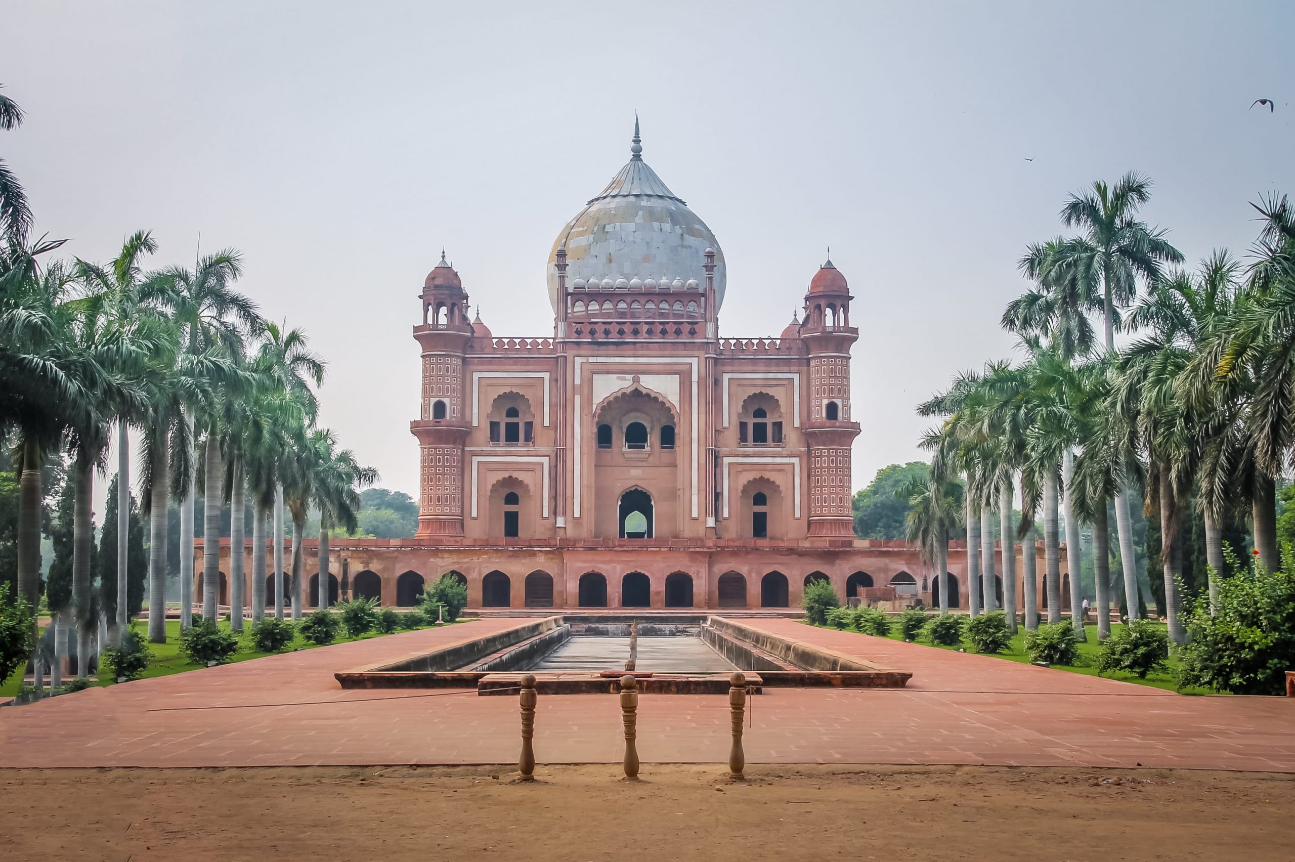 Safdarjung’s Tomb Delhi: A Guide to History, Ticket Price & Timings