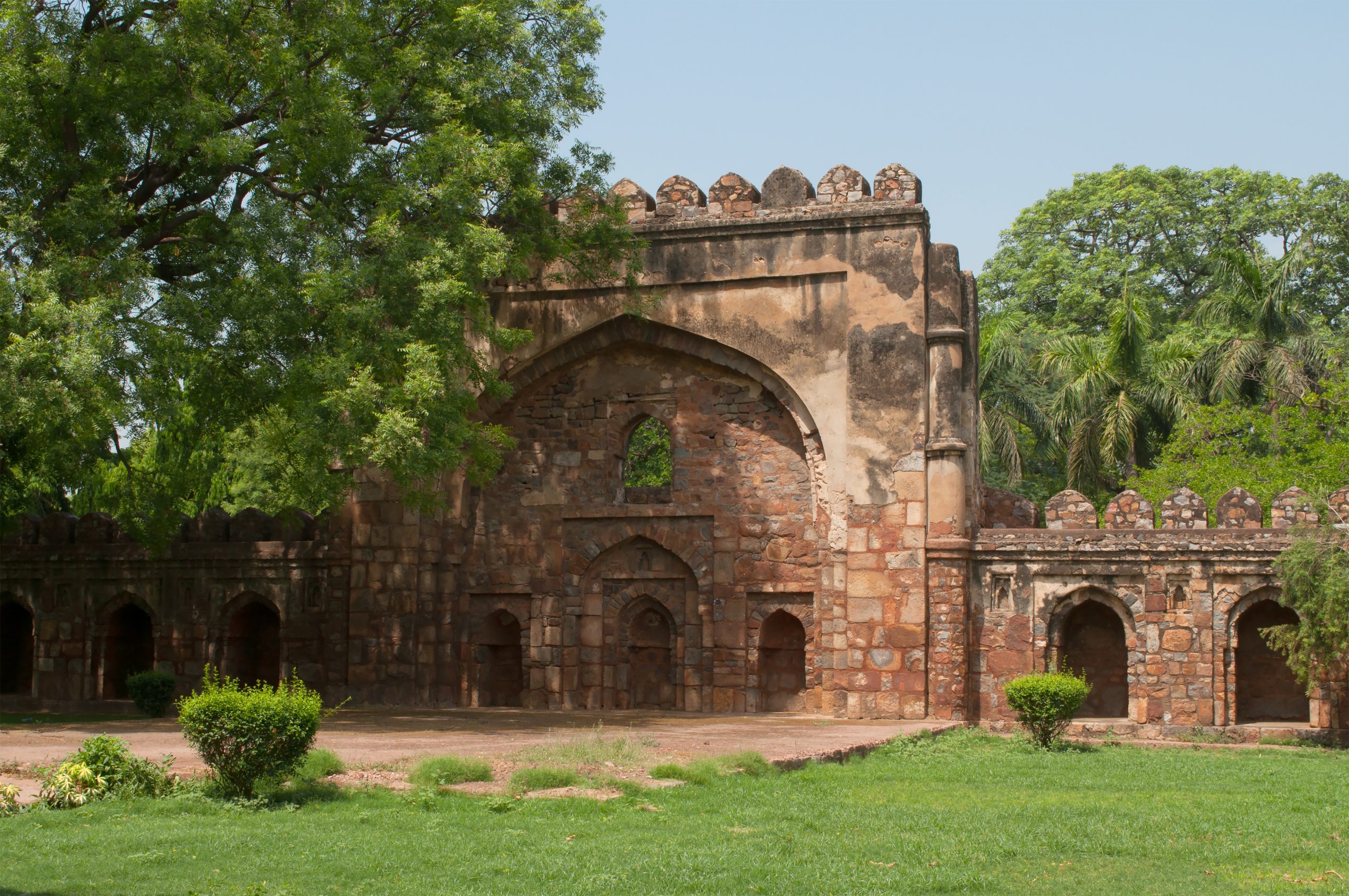 Mehrauli Archaeological Park: Metro Route, Ticket & Timings