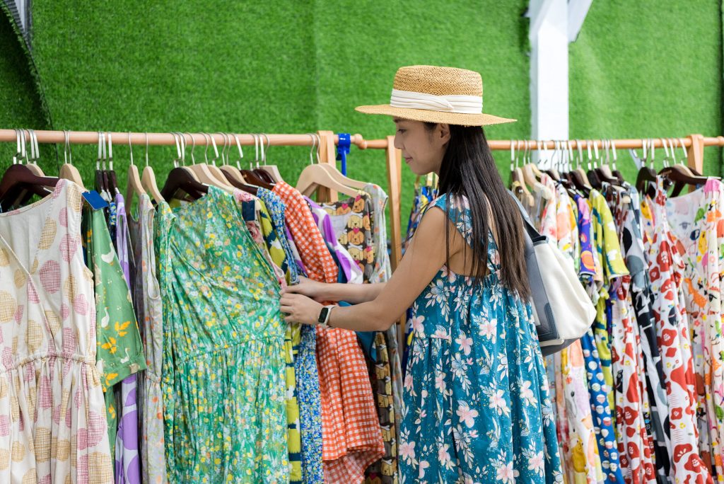 Noida Haat: Timings, Entry Fee, Shopping & Food