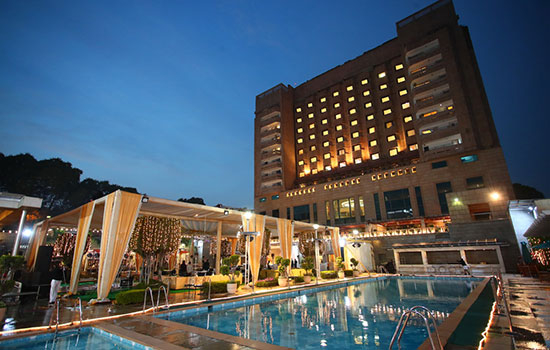 Best Delhi Hotels in 2021 Luxury Hotels in Delhi 5 Star Hotels in Delhi Near International Airport | Jaypee Vasant Continental